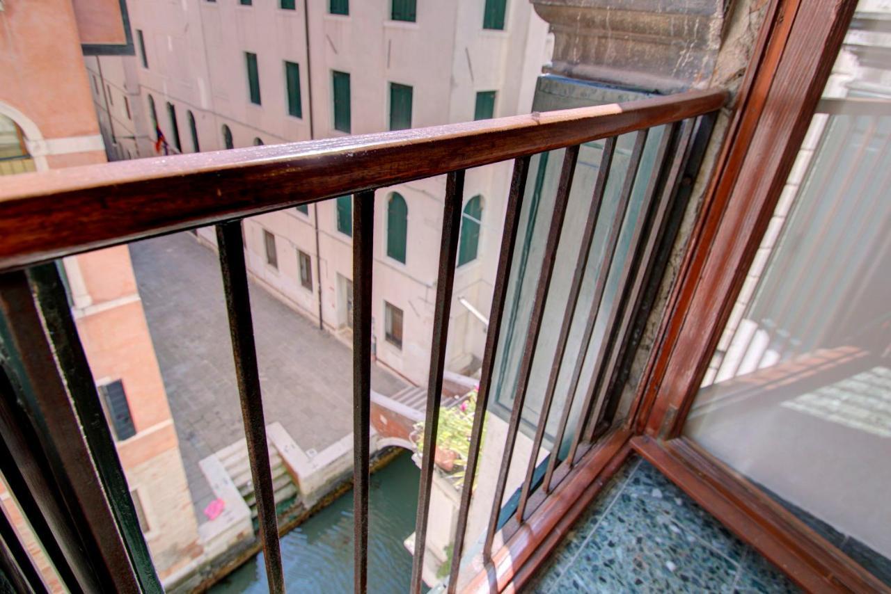 Marco Canal-Views Venedig Exterior foto